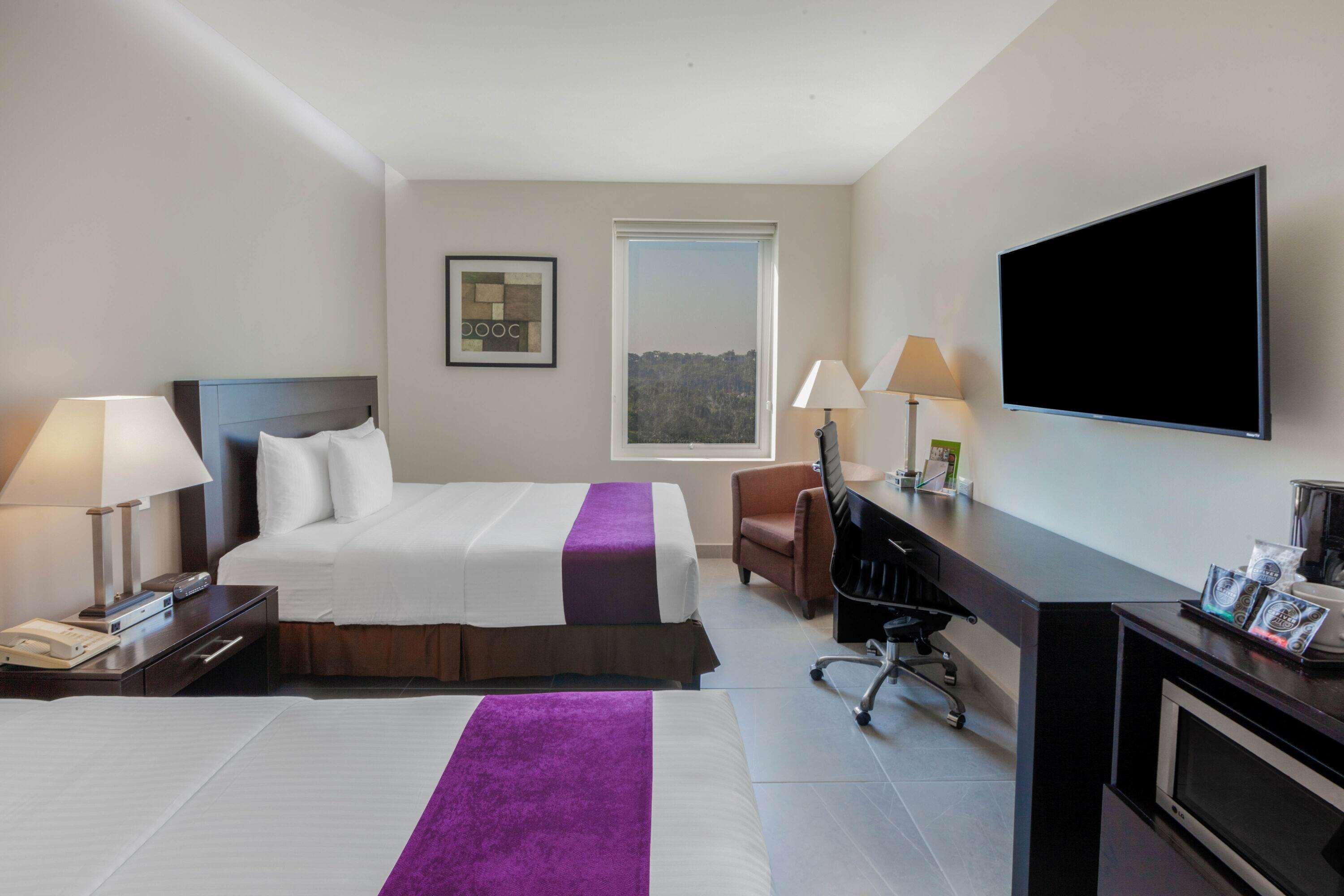 ลา ควินตา บาย วินด์แฮม โปซา ริกา Hotel Poza Rica ภายนอก รูปภาพ