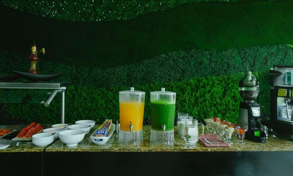 ลา ควินตา บาย วินด์แฮม โปซา ริกา Hotel Poza Rica ร้านอาหาร รูปภาพ